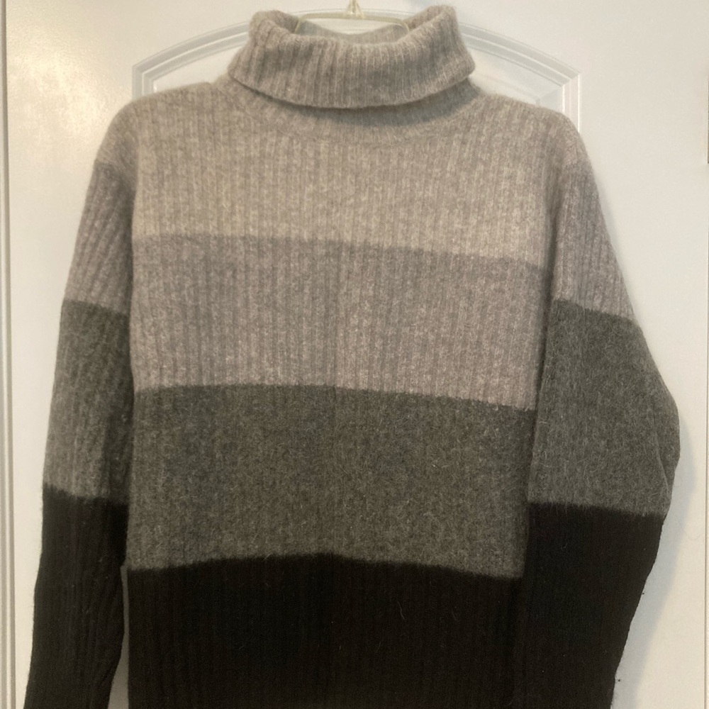 Rosanna lambs wool and Ancona rabbit hair